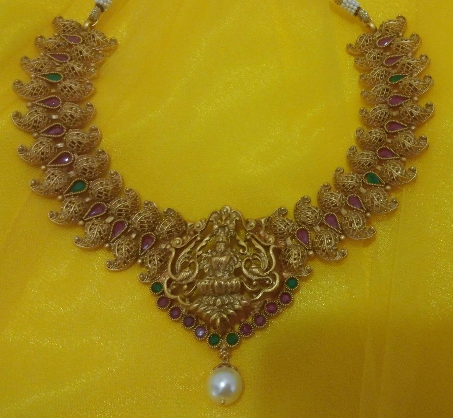 Necklace Set