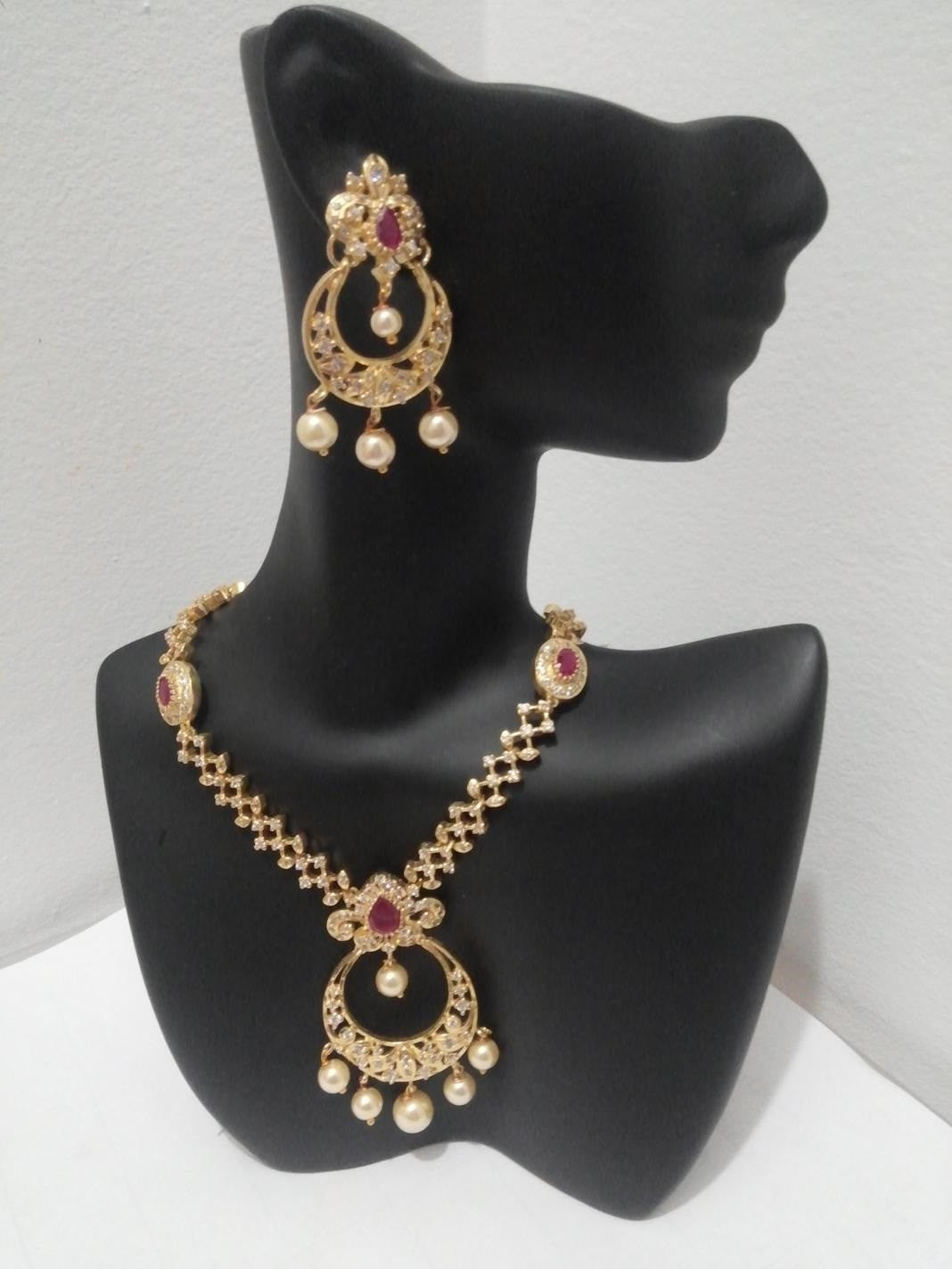 Necklace Set