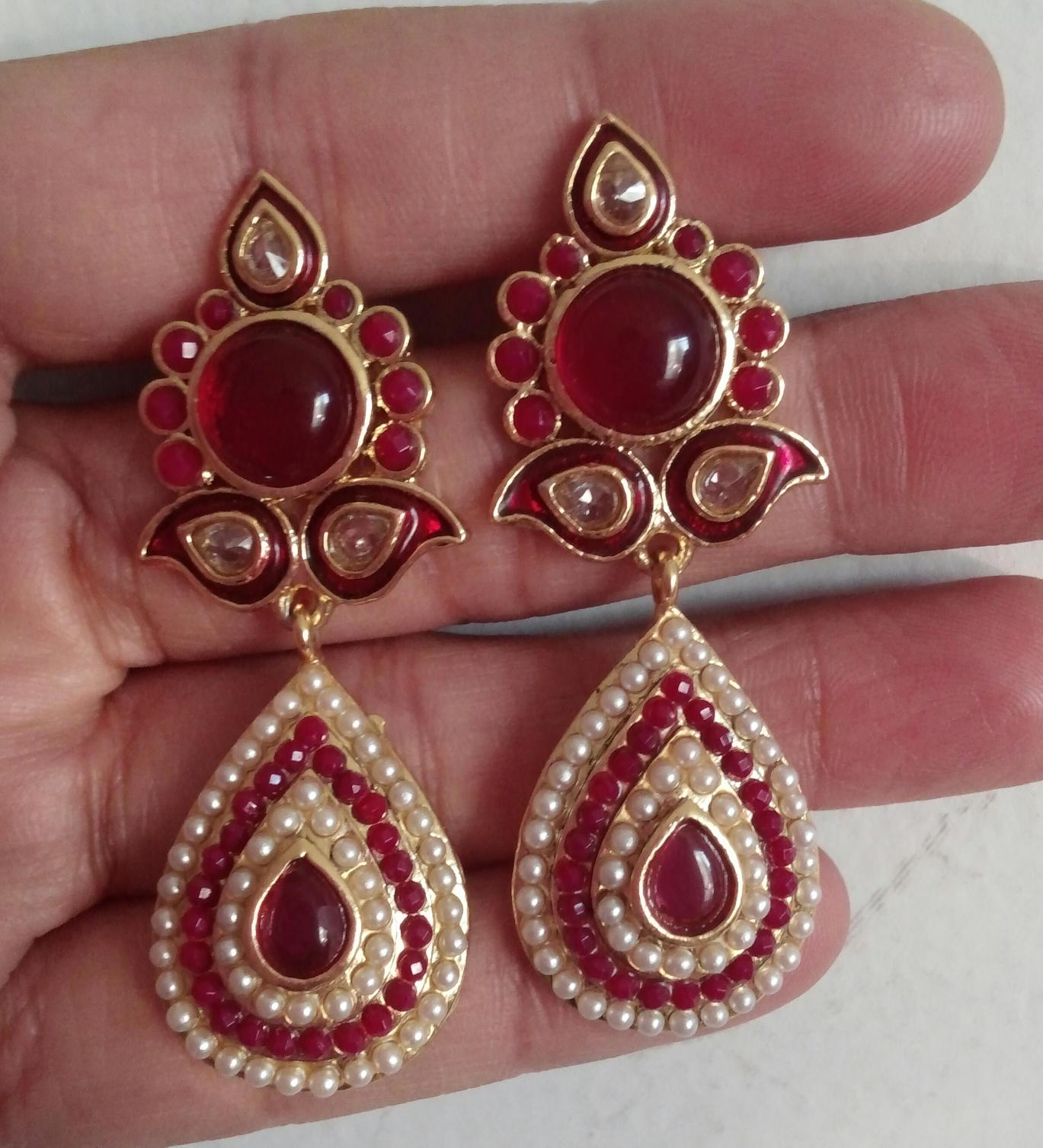 Dangle earrings